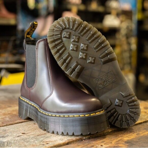 Dr. Martens 2976 Platform Chelsea Boots Burgundy Smooth Leather Size 7 Goth - Picture 2 of 11